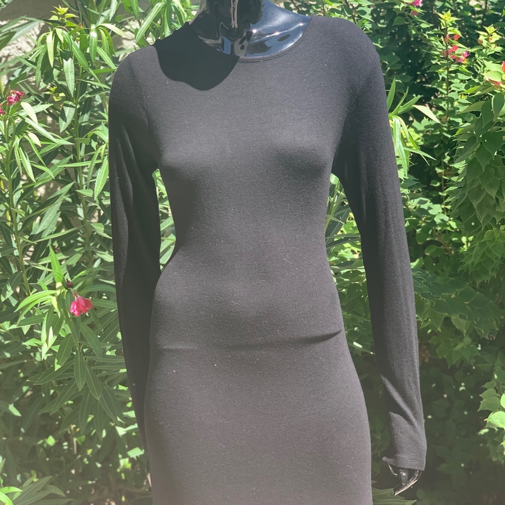 Black long sleeve Maxi